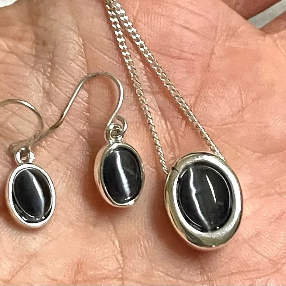 Sonoma Jean company silver tone necklace and earring set